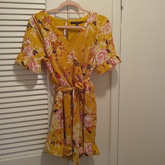 Romper - Picture 2 of 3